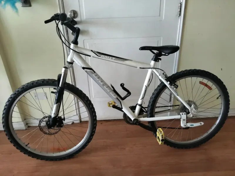 Bicicleta montaña blanca Oxford