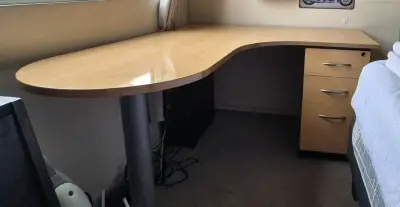 Escritorio de madera en L - miniatura 5