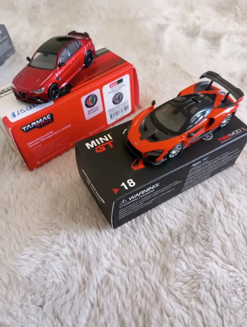 Modelos a escala Tarmac y Mini GT - 5