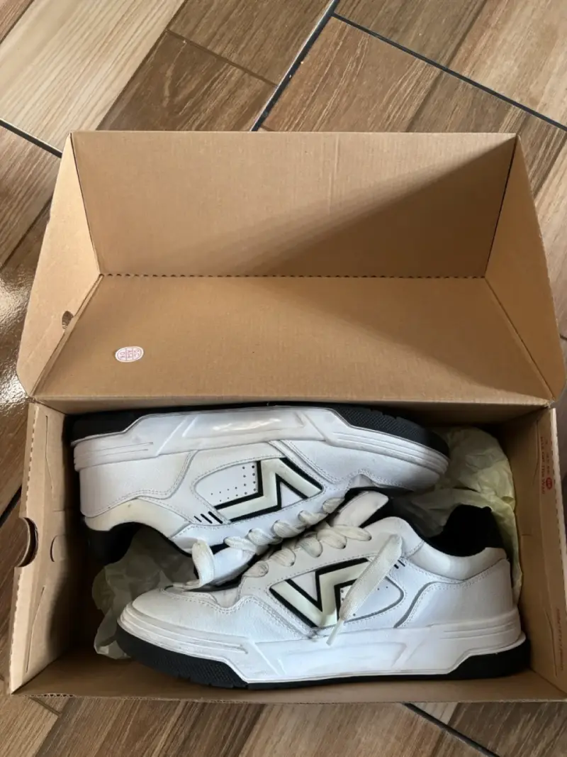 Zapatillas Vans blancas - 3