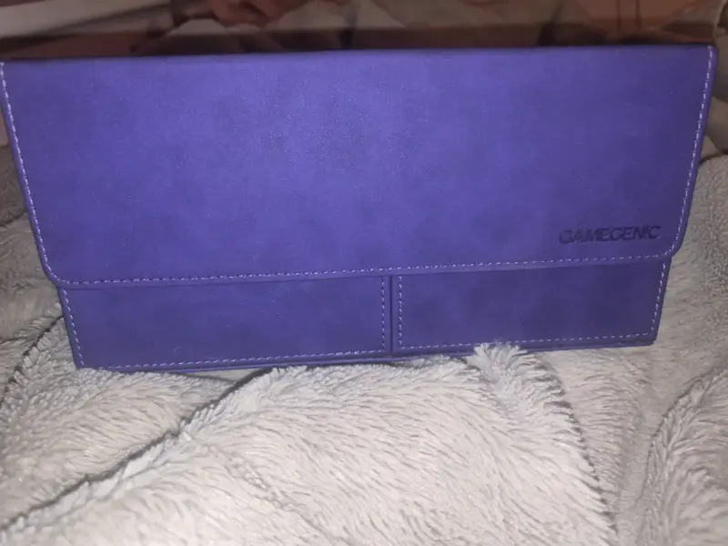 Deck box morado Gamegenic - 5