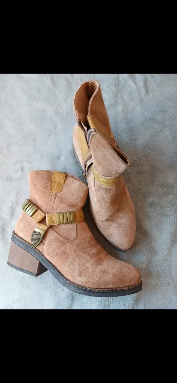 Botines de gamuza