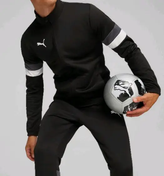 Conjunto deportivo negro Puma