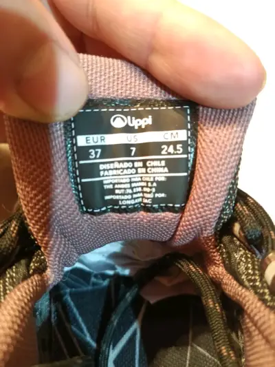 Zapatillas de trekking Uppsi negras - miniatura 3