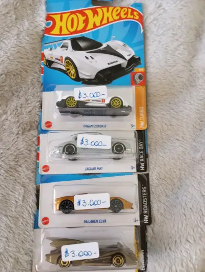 Autos Hot Wheels variados - miniatura 2