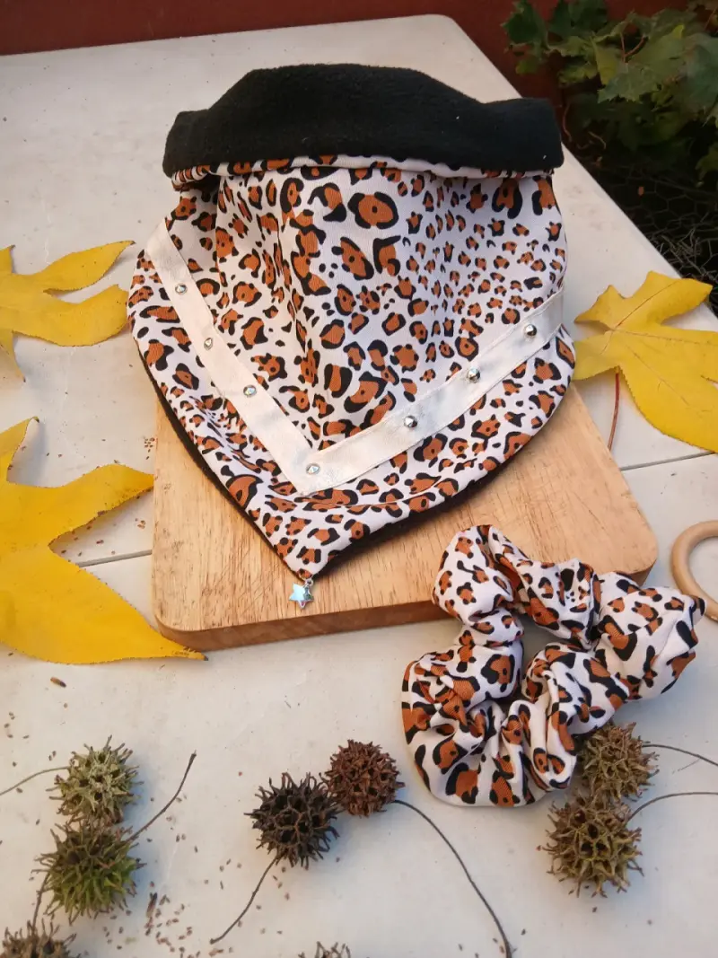 Set de bufanda y coletero animal print - 2