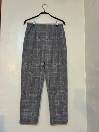 Pantalón gris a cuadros - miniatura 1