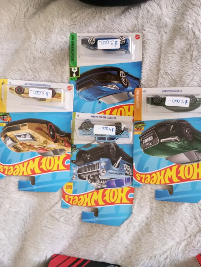 Juguetes Hot Wheels nuevos