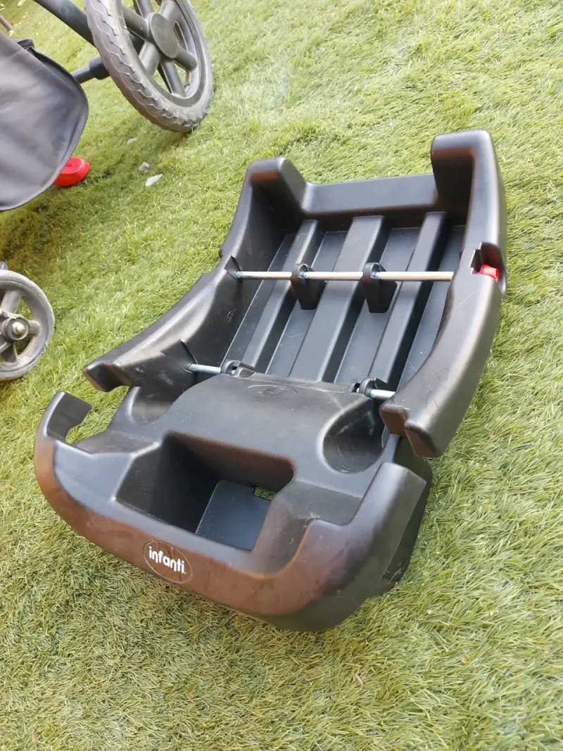 Coche de bebé Epic 5G gris+silla de auto - 6
