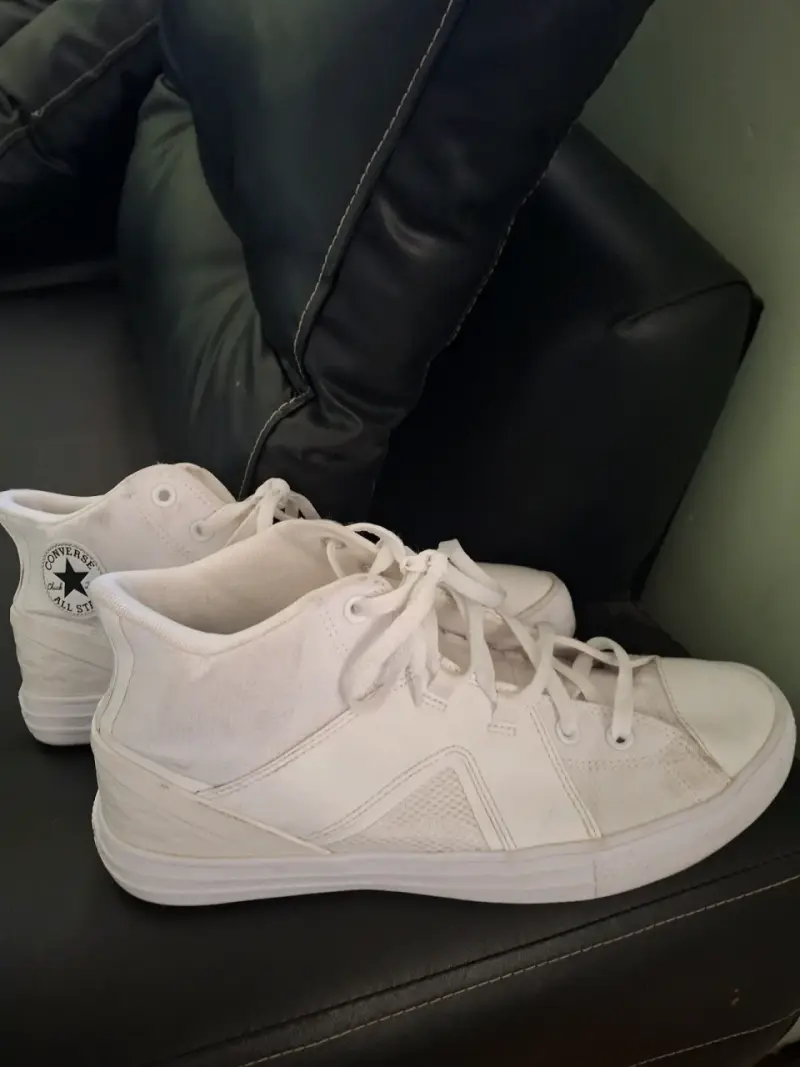 Zapatillas blancas Converse All Star - 1