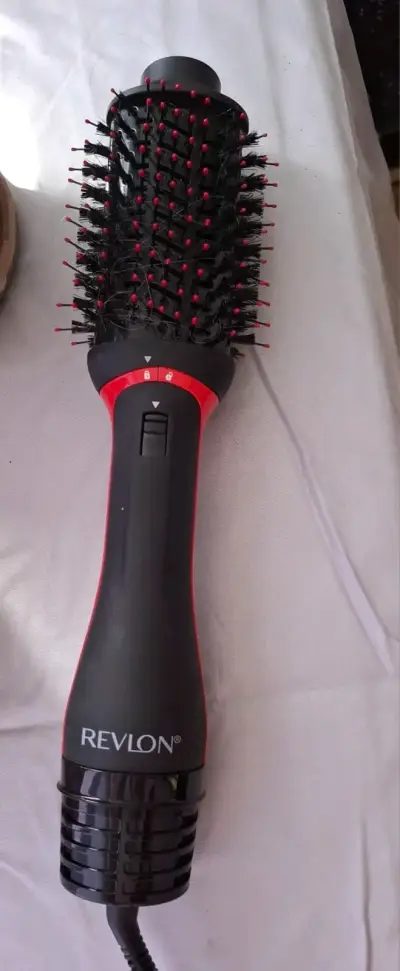 Cepillo secador Revlon negro - miniatura 1