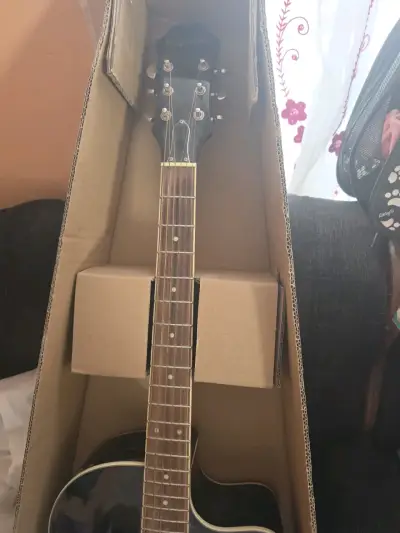 Guitarra electroacústica EPIPHONE - miniatura 3