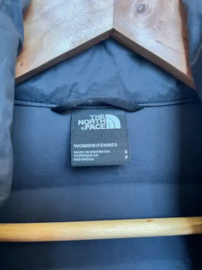 Chaqueta negra The North Face - miniatura 2