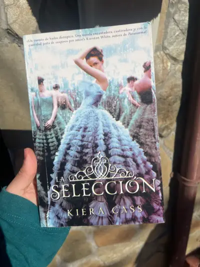 Libro 'La Selección' de Kiera Cass - miniatura 1