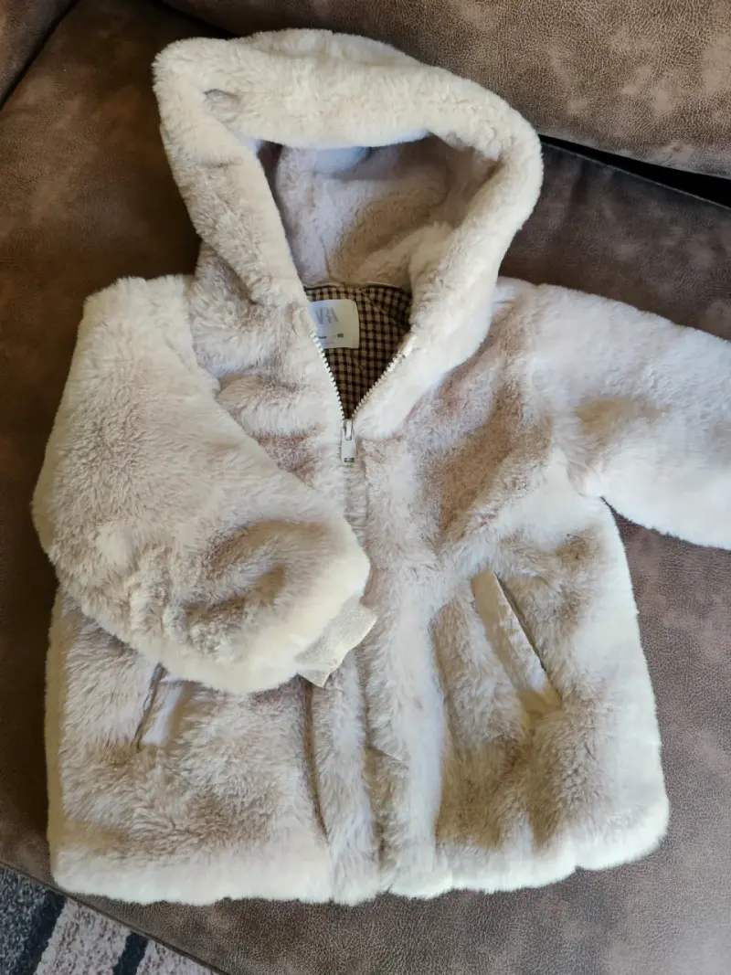 Chaqueta de peluda - 1