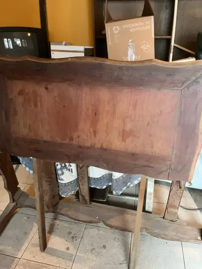 Mesa de comedor rústica antigua - miniatura 1