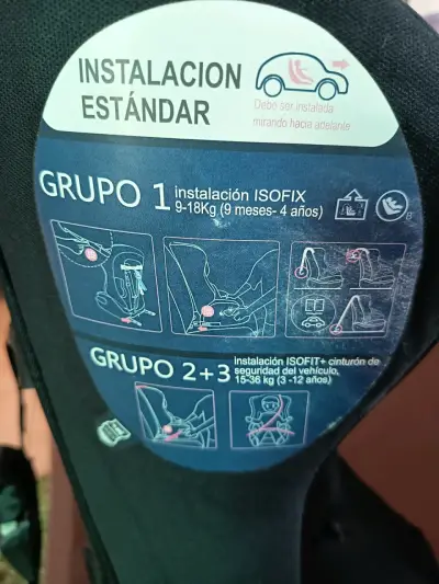 Silla de auto con sistema isofit - miniatura 2