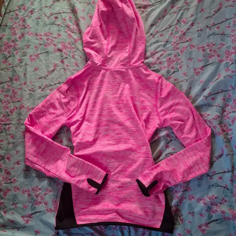 Polerón deportivo rosa con capucha - 2