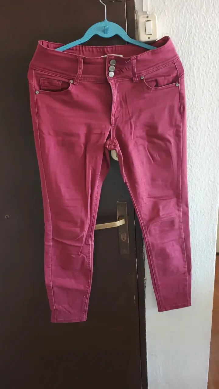 Pantalón Burdeo - 1