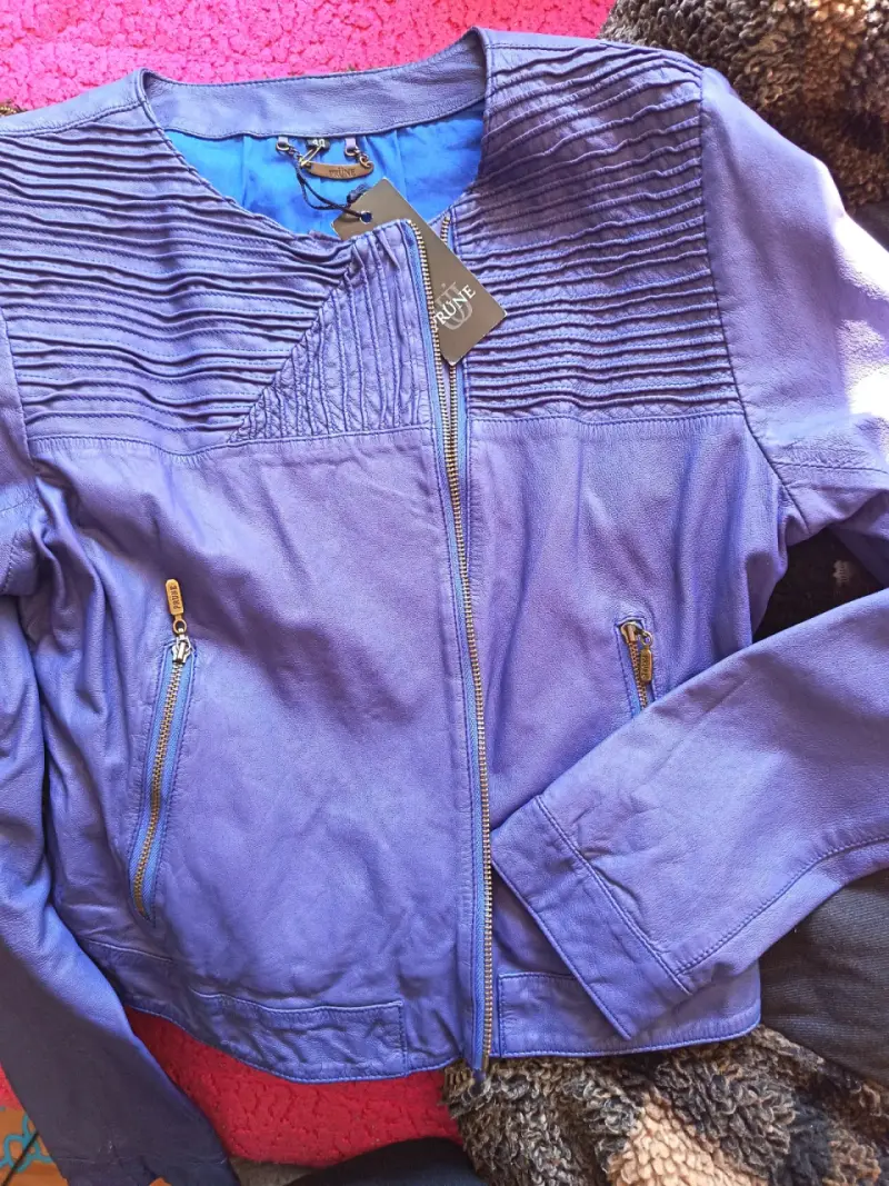 Chaqueta azul de cuero - 1