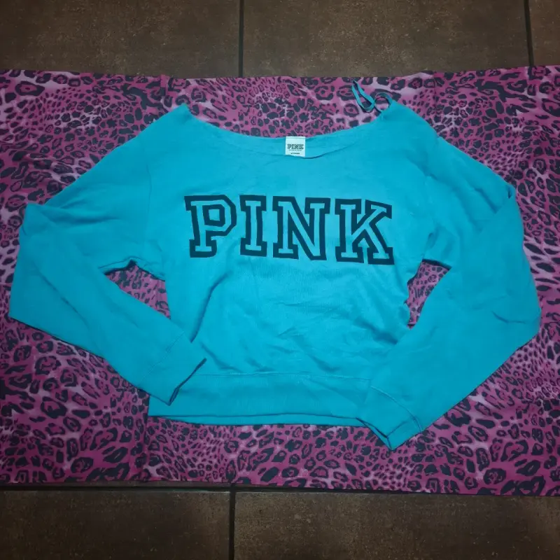 Polerón azul PINK abierto de hombros y2k - 1