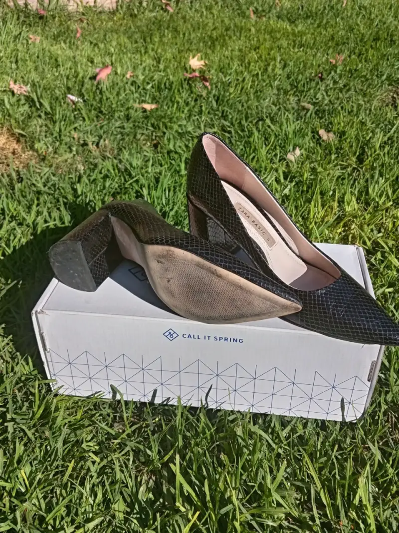Zapatos tacón negro con textura - 5