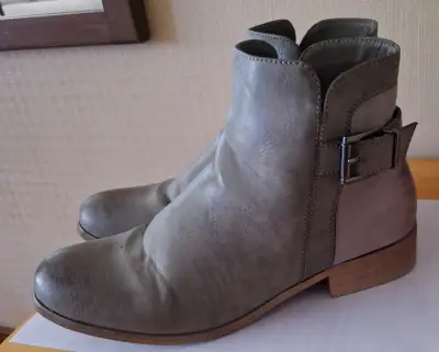 Botines de cuero con hebilla - miniatura 2