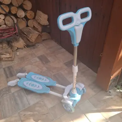 Scooter infantil plegable azul - miniatura 1