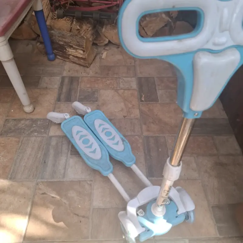 Scooter infantil plegable azul - 2