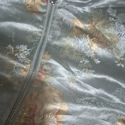 Chaqueta bomber estampada mujer - miniatura 2