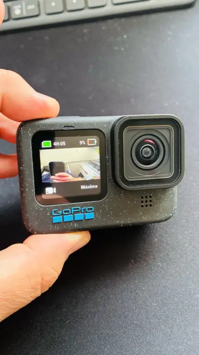 Cámara de acción GoPro negra - miniatura 1