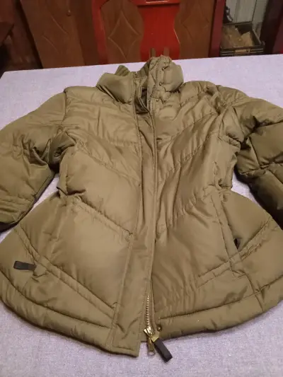 Parka verde oliva abrigada - miniatura 2