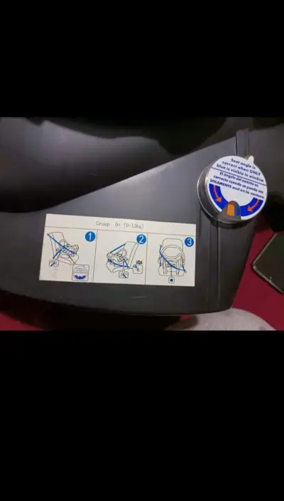 Silla de auto Infanti 0-13kg - miniatura 2