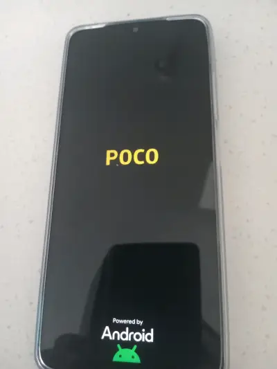 Smartphone POCO Android - miniatura 5