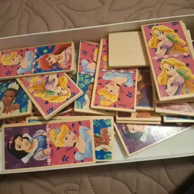 Dominó Princesas Disney madera - miniatura 3