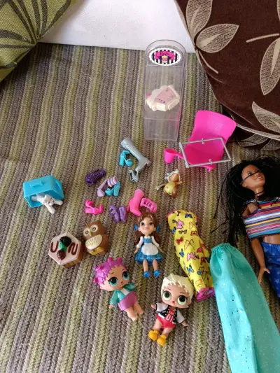 Muñecas Barbie y accesorios - miniatura 4