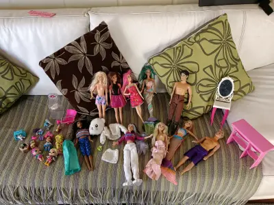 Muñecas Barbie y accesorios - miniatura 6