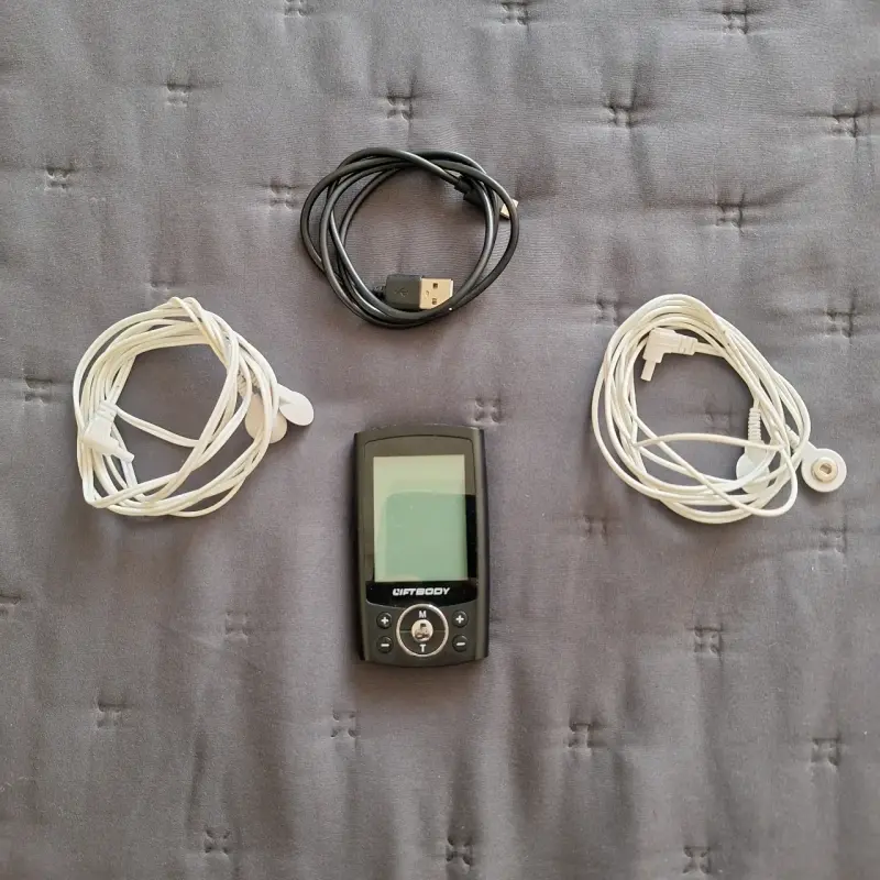 Electroestimulador con accesorios