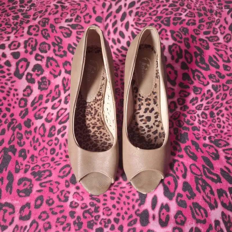 Zapatos peeptoe beige mujer - 1