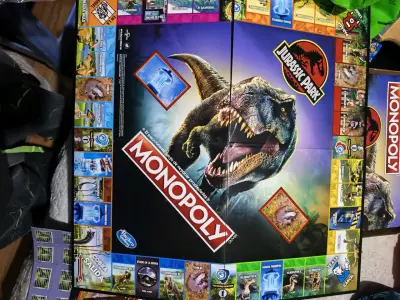 Monopoly Jurassic Park - miniatura 3