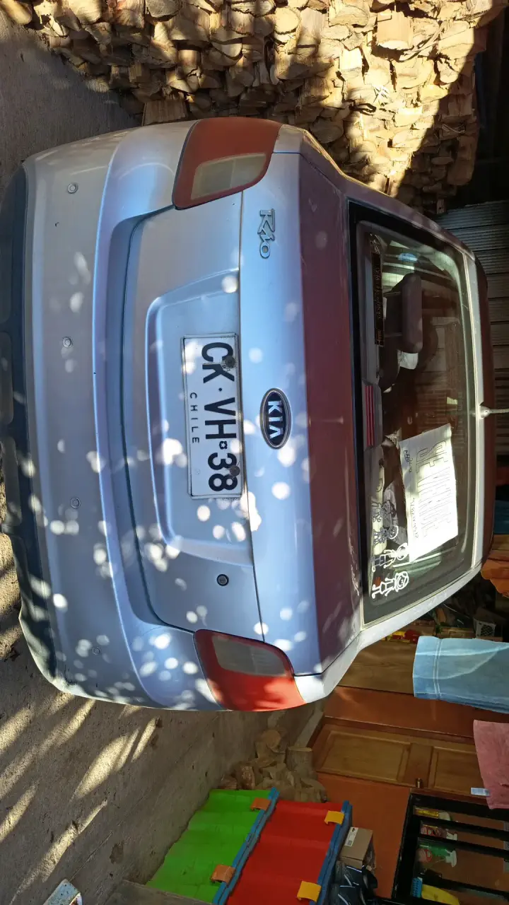 Auto Kia año 2010 - 1