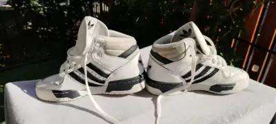 Zapatillas blancas deportivas Adidas - miniatura 2