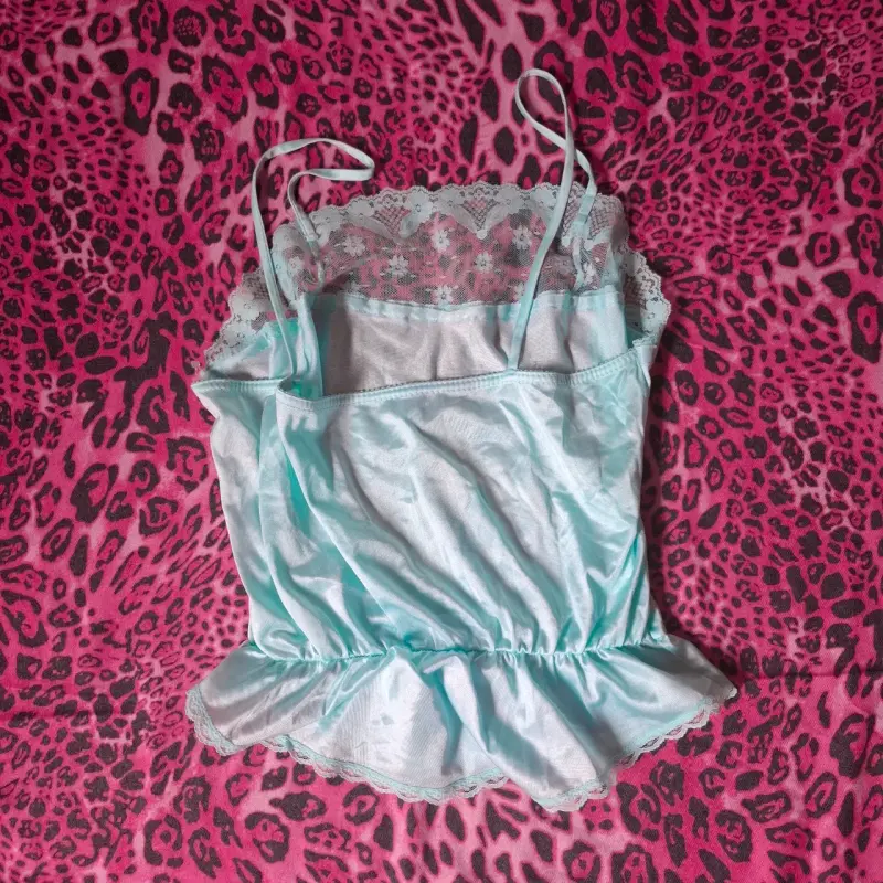 Blusa de encaje celeste - 2
