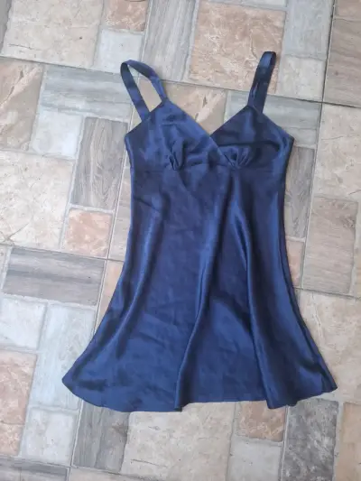 Vestido azul satinado - miniatura 1