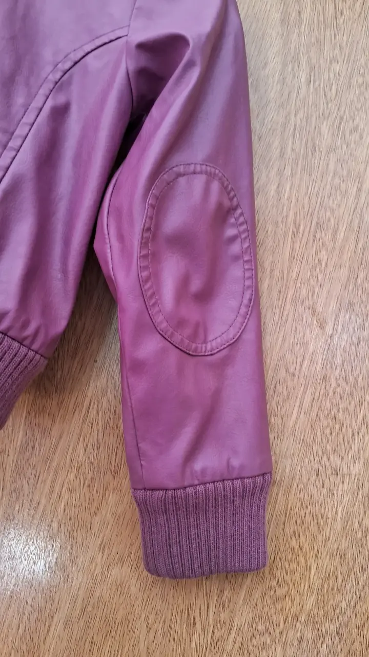 Chaqueta cuerinabmorada de niña - 2
