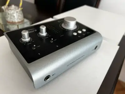 Interfaz de audio Audient iD14 - miniatura 2
