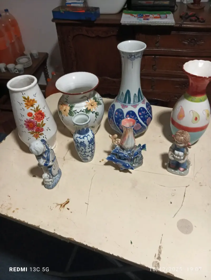 Juego de jarrones decorativos - 3