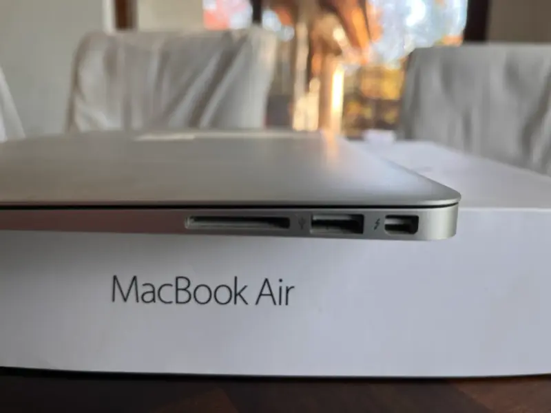 Macbook Air 13 2015 | Impecable | Caja original - 4