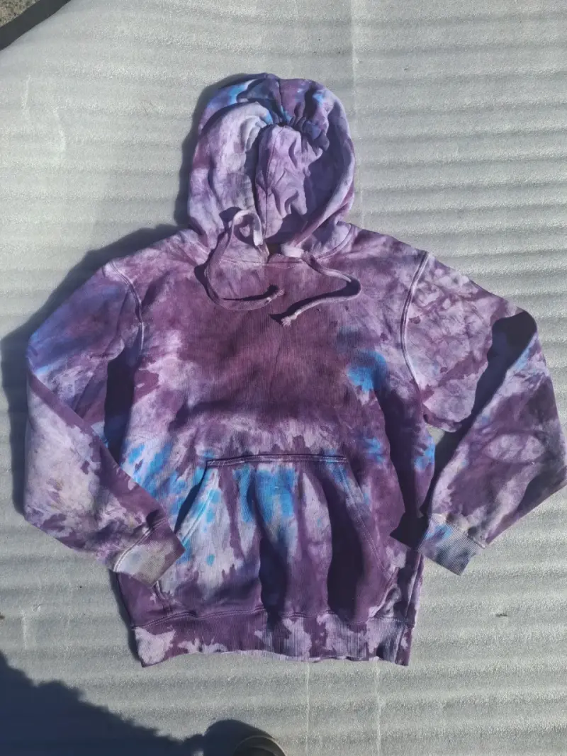 Polerón tie-dye morado