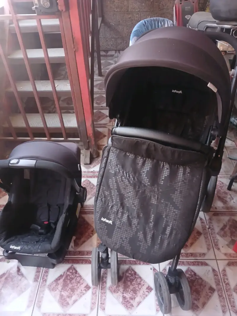 Coche de bebé con silla - 4